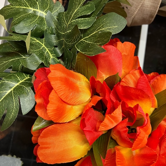 Spring collection- orange tulip grapevine wreath - Picture 2 of 4